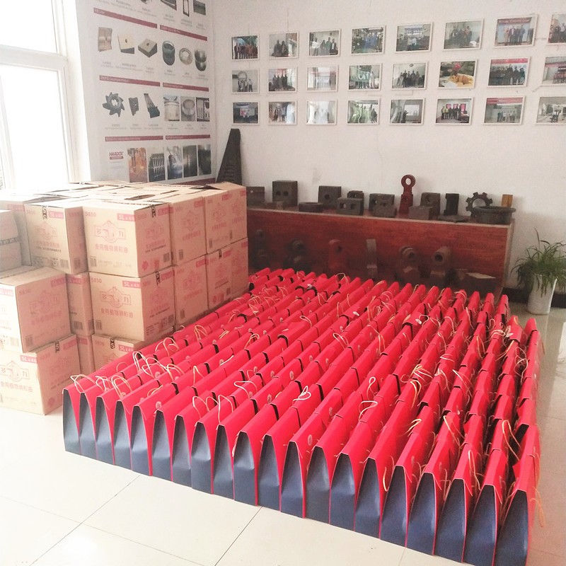 迎中秋，發(fā)禮品！洛陽順祥祝大家中秋節(jié)快樂！